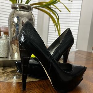 Circus by Sam Edelman Black Leather Croc High Heels Size 8